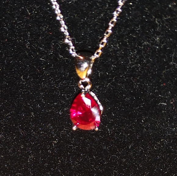 Natural authentic ruby sterling jewelery set - Picture 15 of 16